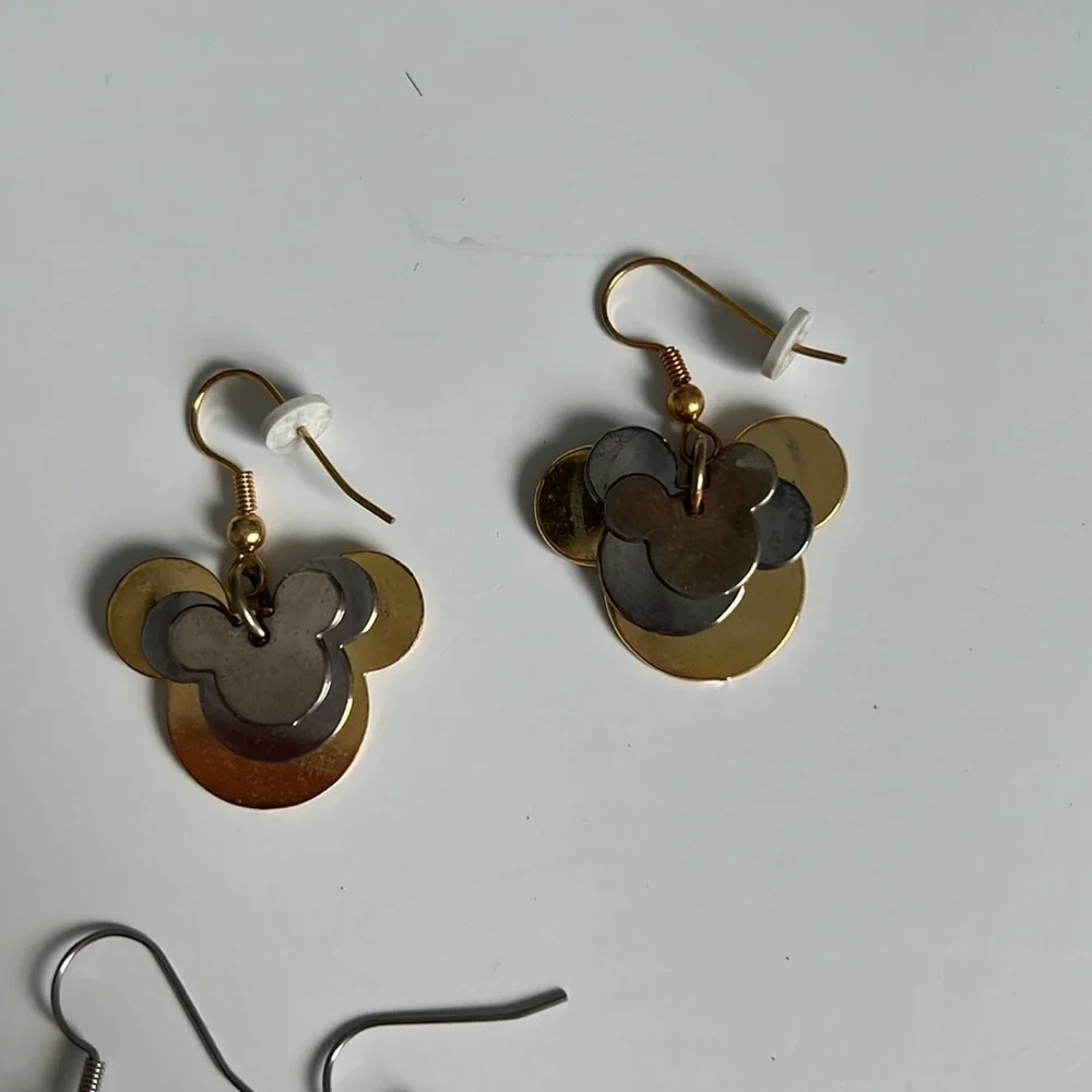 Mickey Mouse!! - Picture 3 of 5